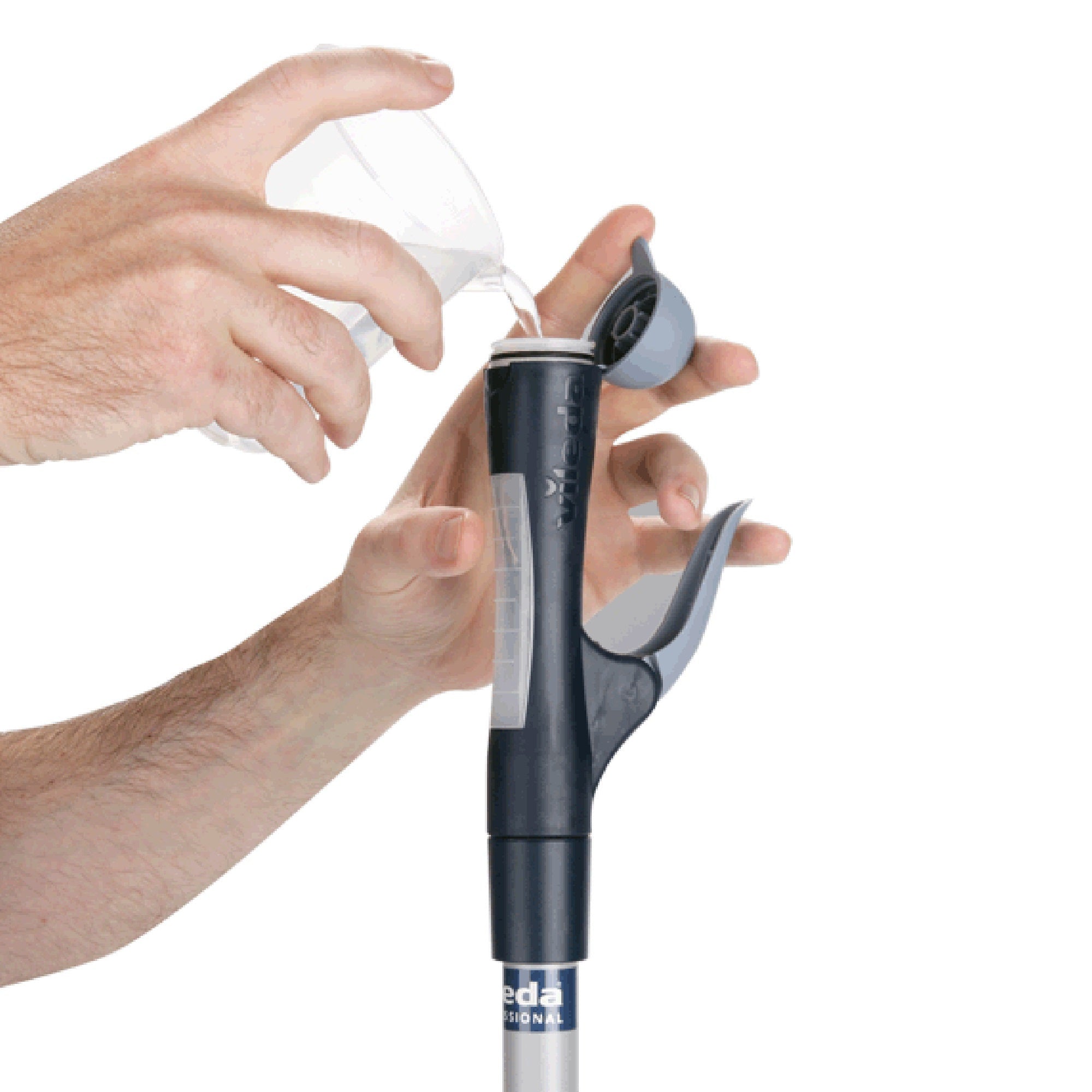 Vileda SprayPro Mop Complete